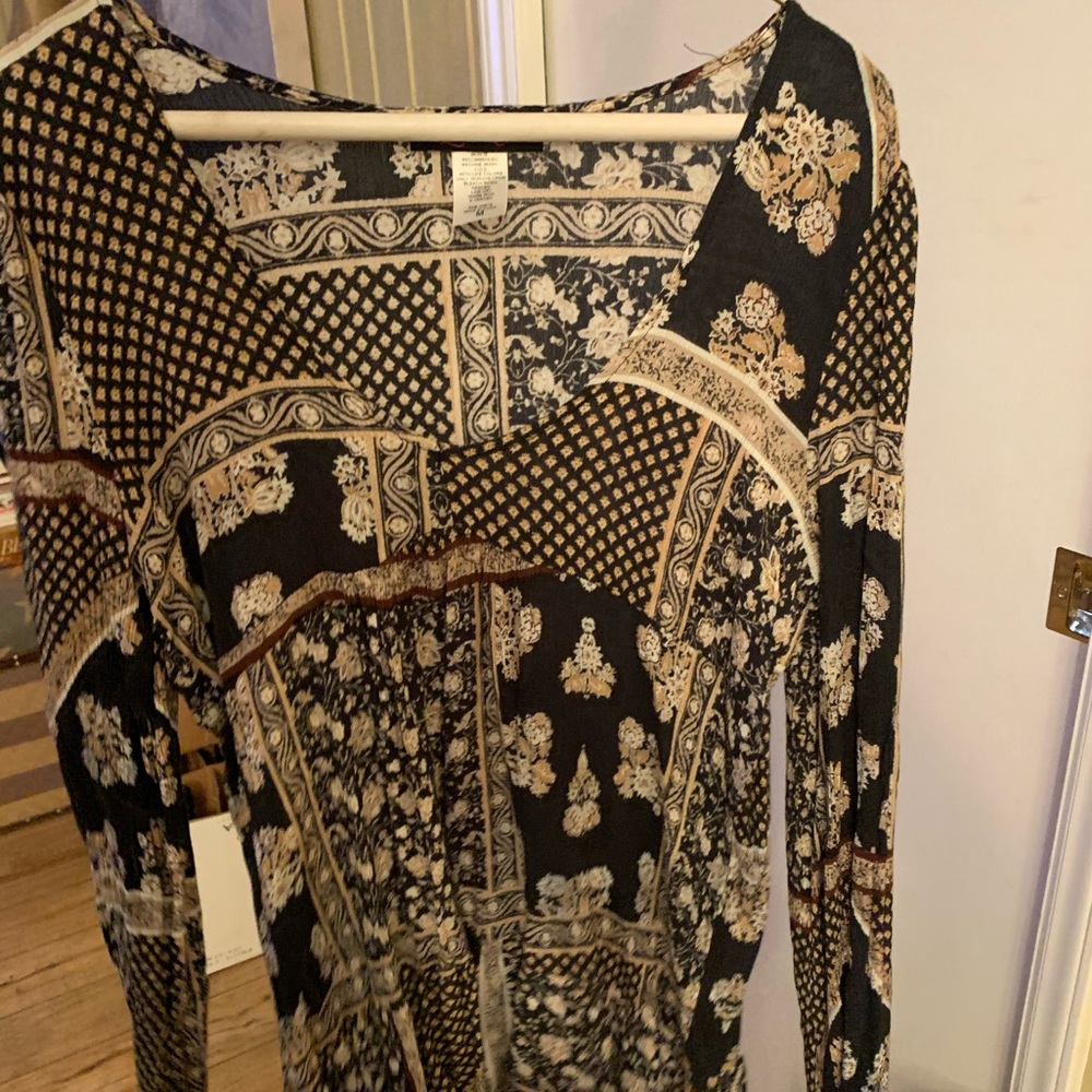 Women’s multipoint blouse